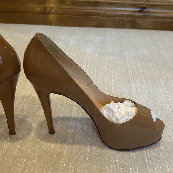 Christian Louboutin Hyper Prive Peep Toe Heels - Picture 9 of 11